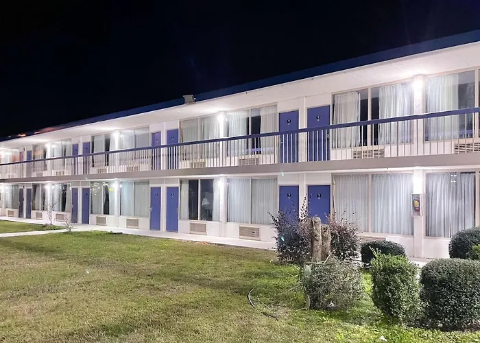 Motel 6 Marianna, Fl